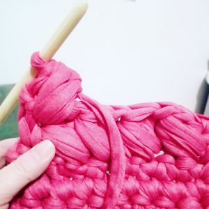 Sac rose fuchsia crochet