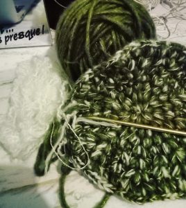 Beret vert crochet